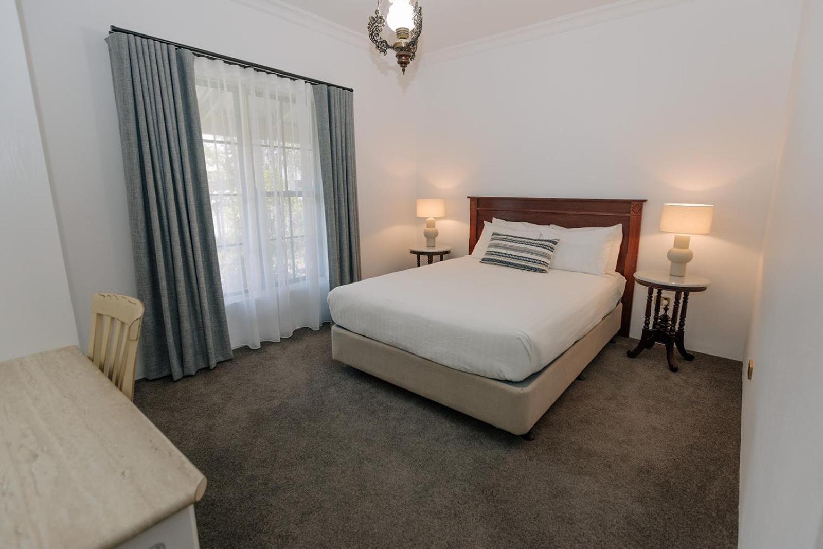 The Lawson Riverside Suites Wagga Wagga Exterior photo