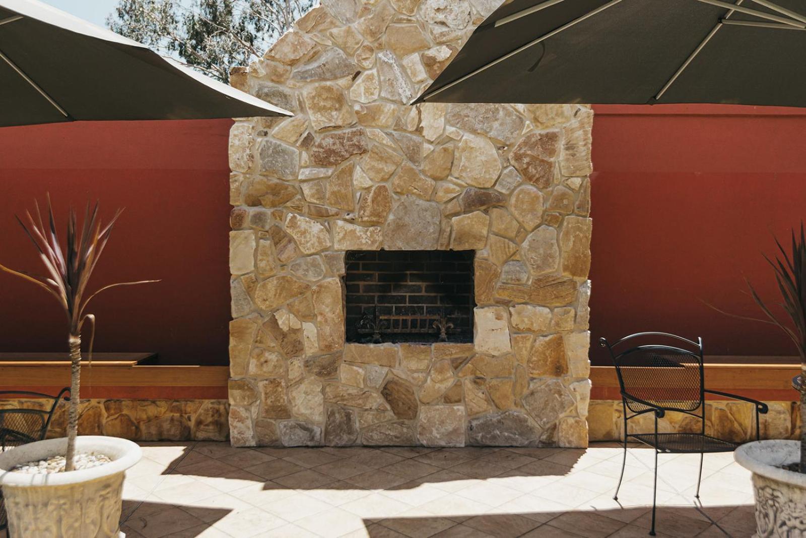 The Lawson Riverside Suites Wagga Wagga Exterior photo
